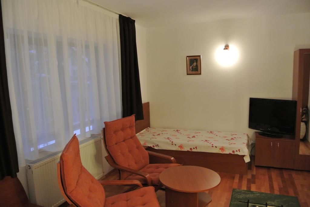 Vila Sorina Poiana Brasov Quarto foto